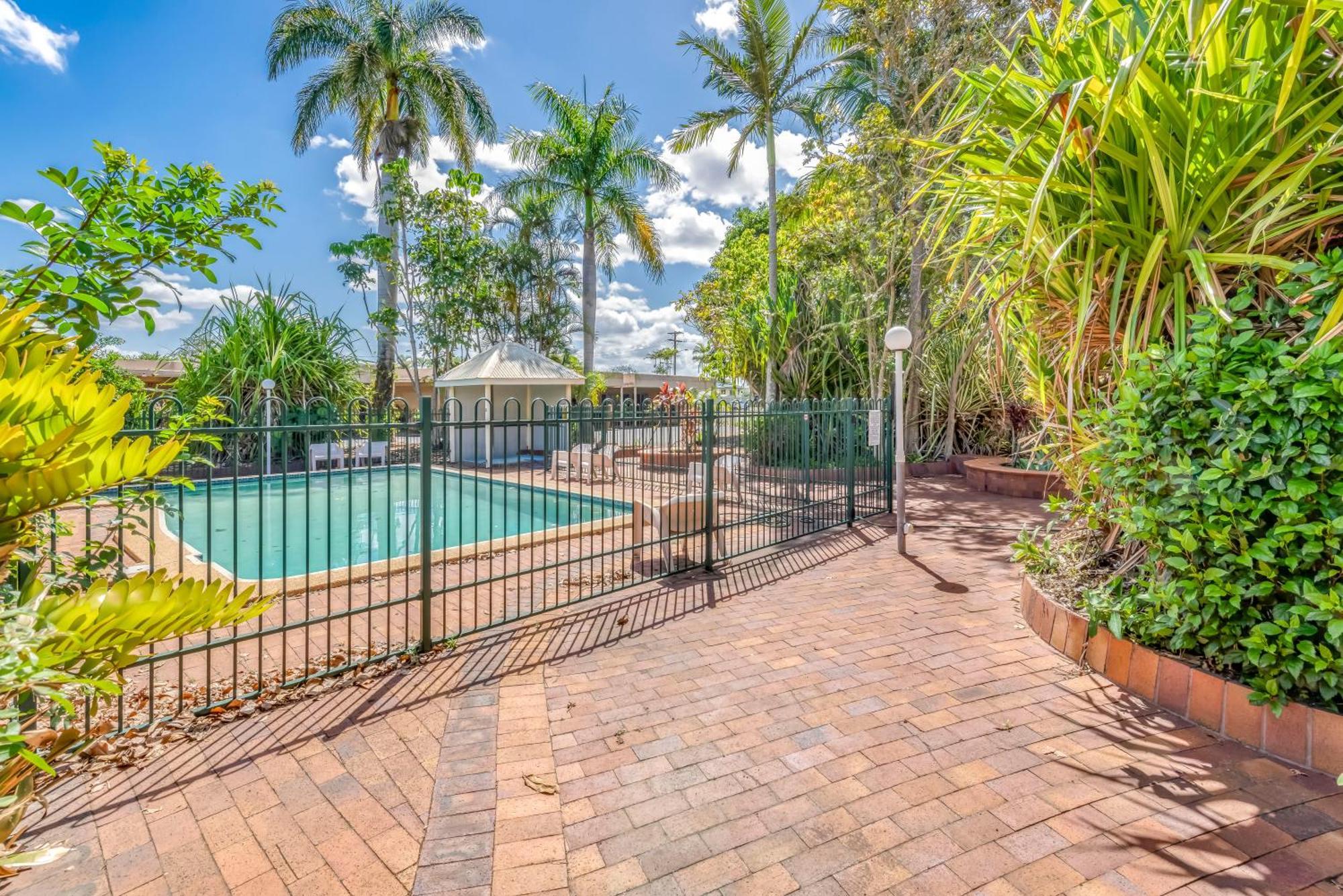 Bundaberg International Motor Inn Bagian luar foto