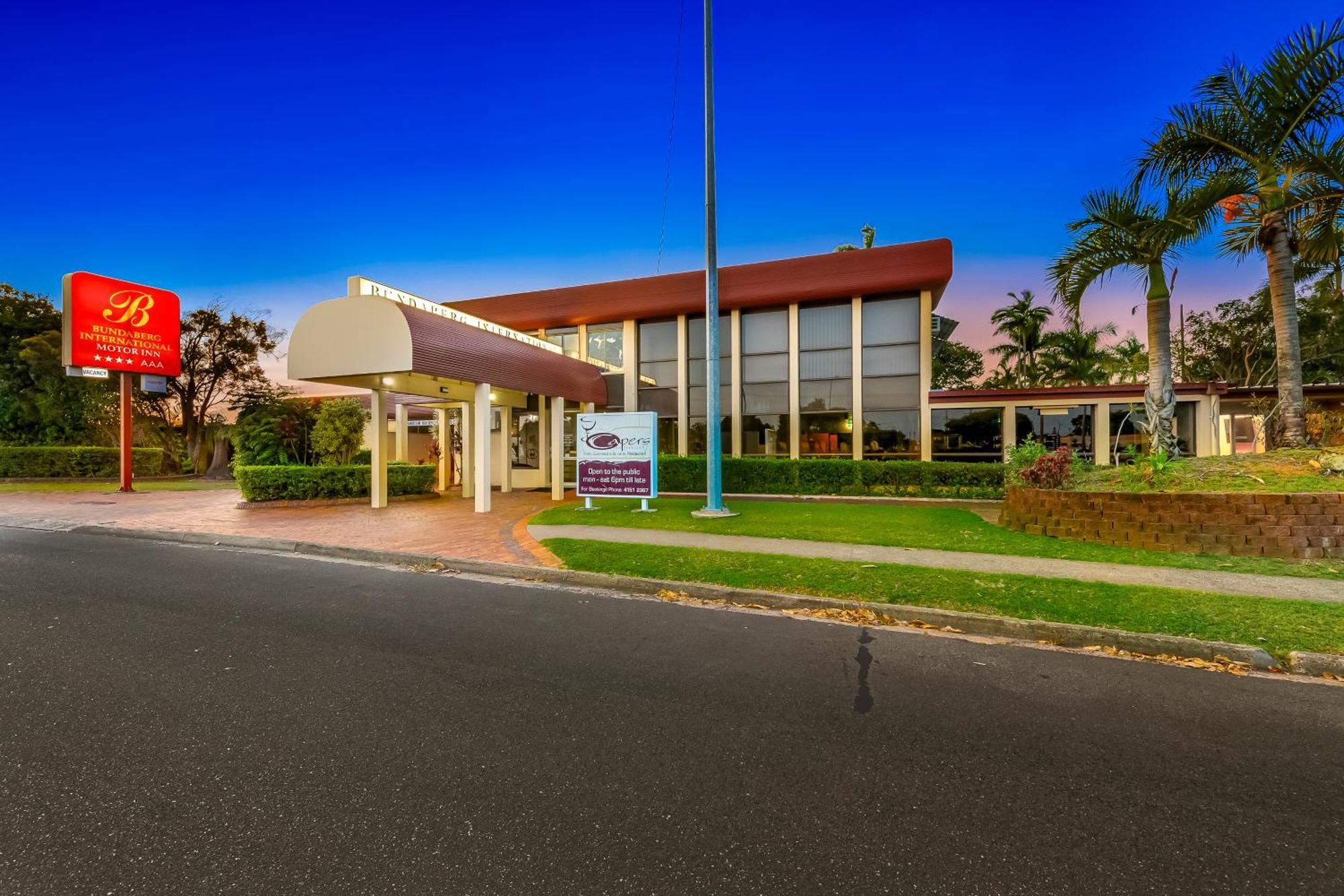 Bundaberg International Motor Inn Bagian luar foto