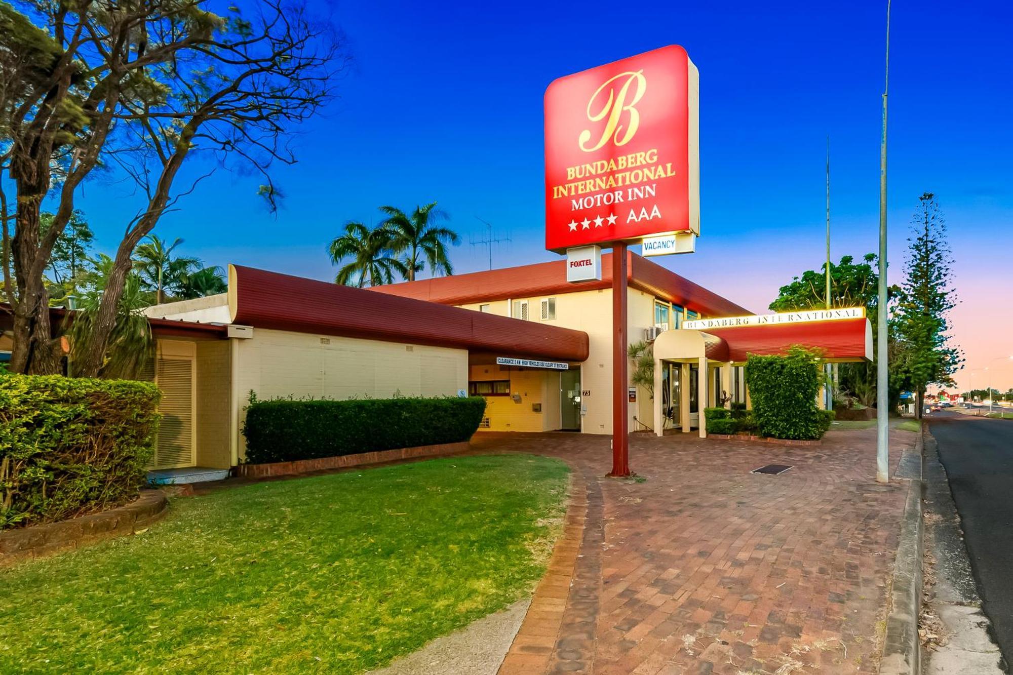 Bundaberg International Motor Inn Bagian luar foto