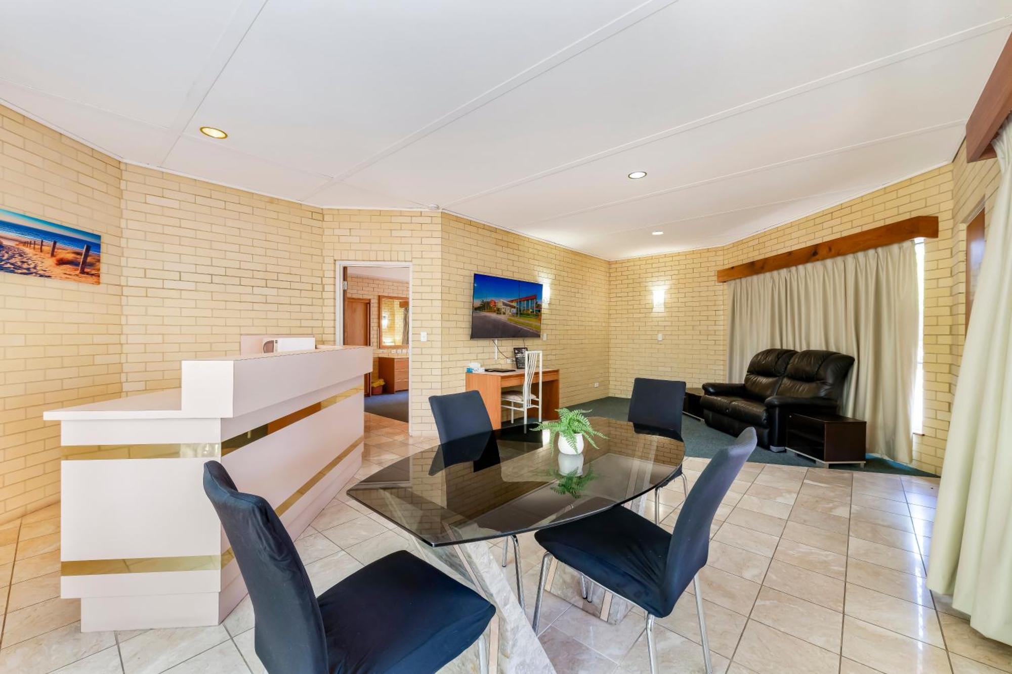 Bundaberg International Motor Inn Bagian luar foto